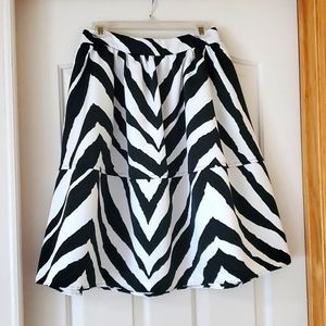 EXPRESS FULL SKIRT ZEBRA PRINT